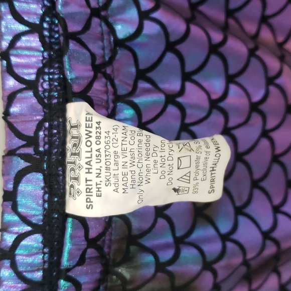 🎃Spirit Halloween 🧜♀️Iridescent mermaid scale skirt L - Picture 3 of 8